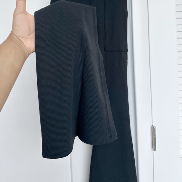 (S) NWT Offline by Aerie Ribbed Super Flare Leggings - Picture 5 of 6